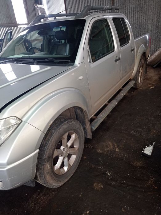 Nisan Navara 2.5 DCI 177kc 2007г