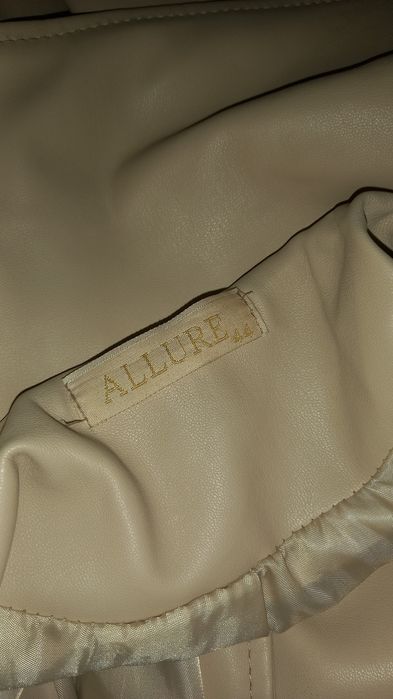 Продам кожаный плащ тренч