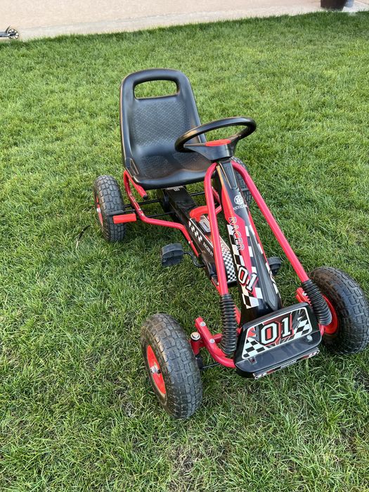 Vand cart cu pedale