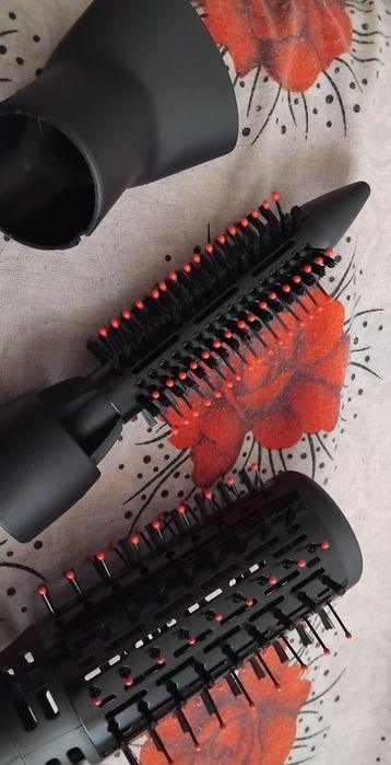 Vand perie cu aer cald Remington