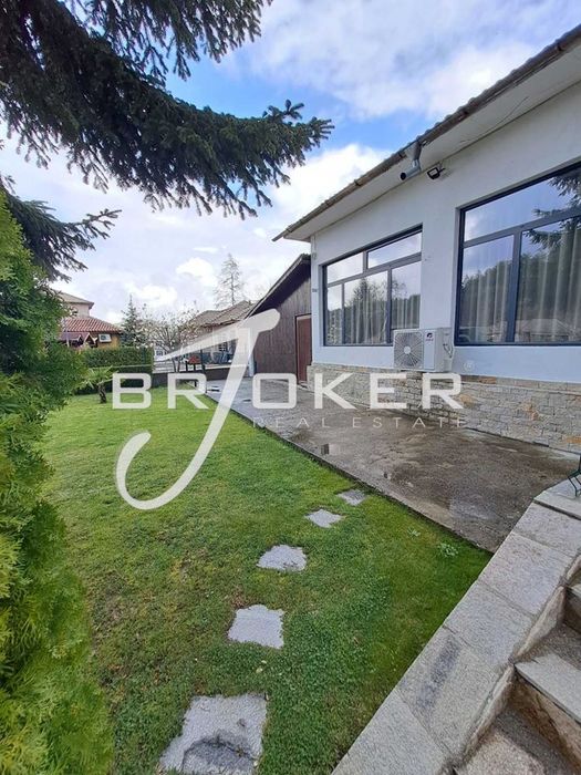 Продава се Заведение в с. Чакаларово, Област Кърджали - 180 кв.м за 1000 €/кв.м - Снимка #9