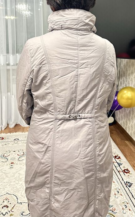 Продам женскую куртку