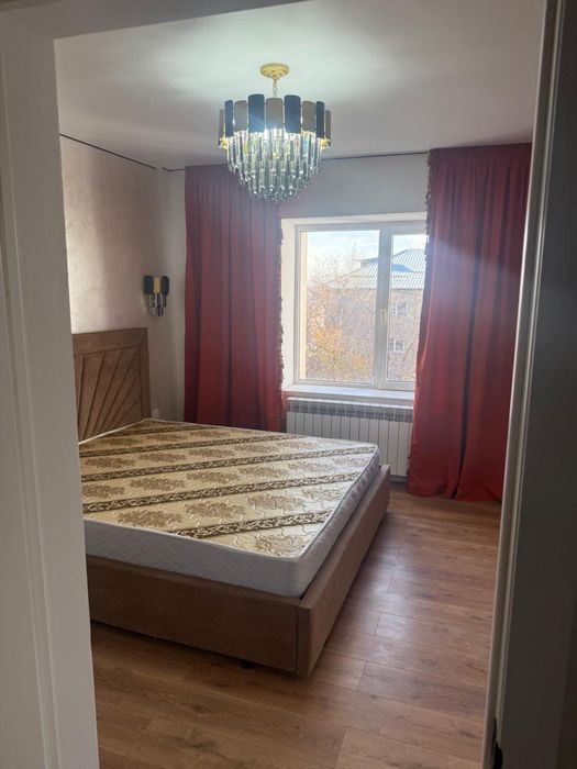 Продам трехкомнатную квартиру