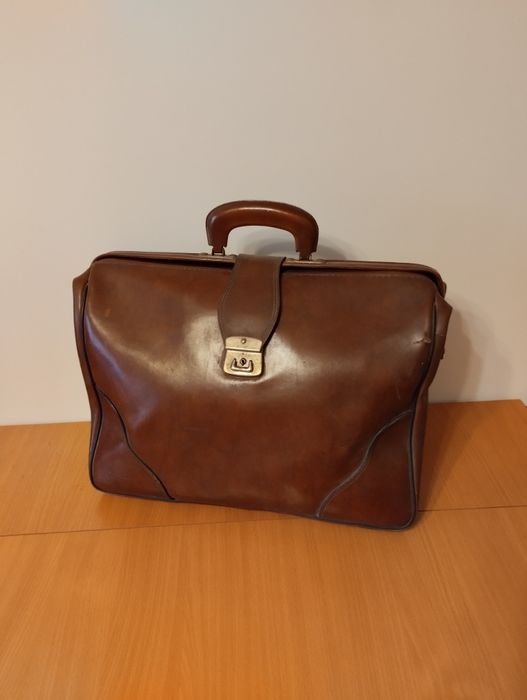 Сумка на колесах