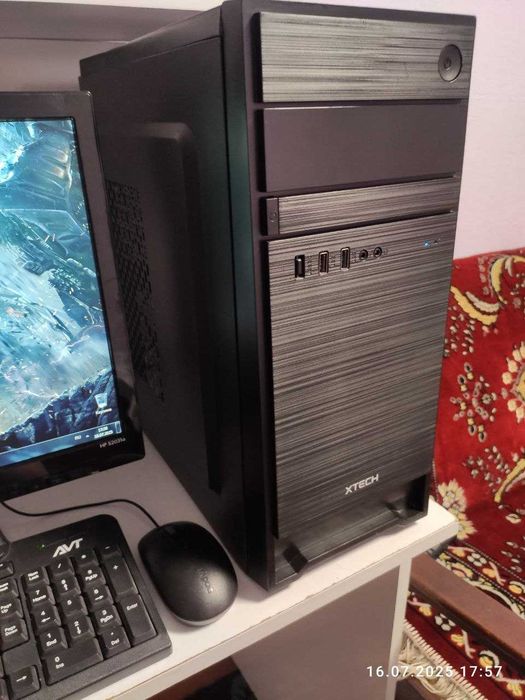 Срочно продам компьютер в полный комплекте идеальном состоянии игровой