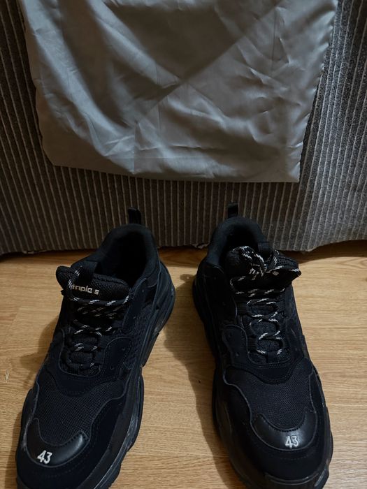 Обувки Balenciaga Triple S