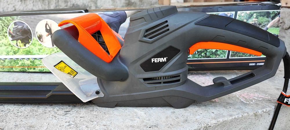 Mașină de tuns gard viu 550W | HTM1003