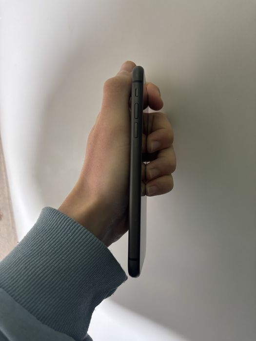 iPhone 11 64 gb. (Black)