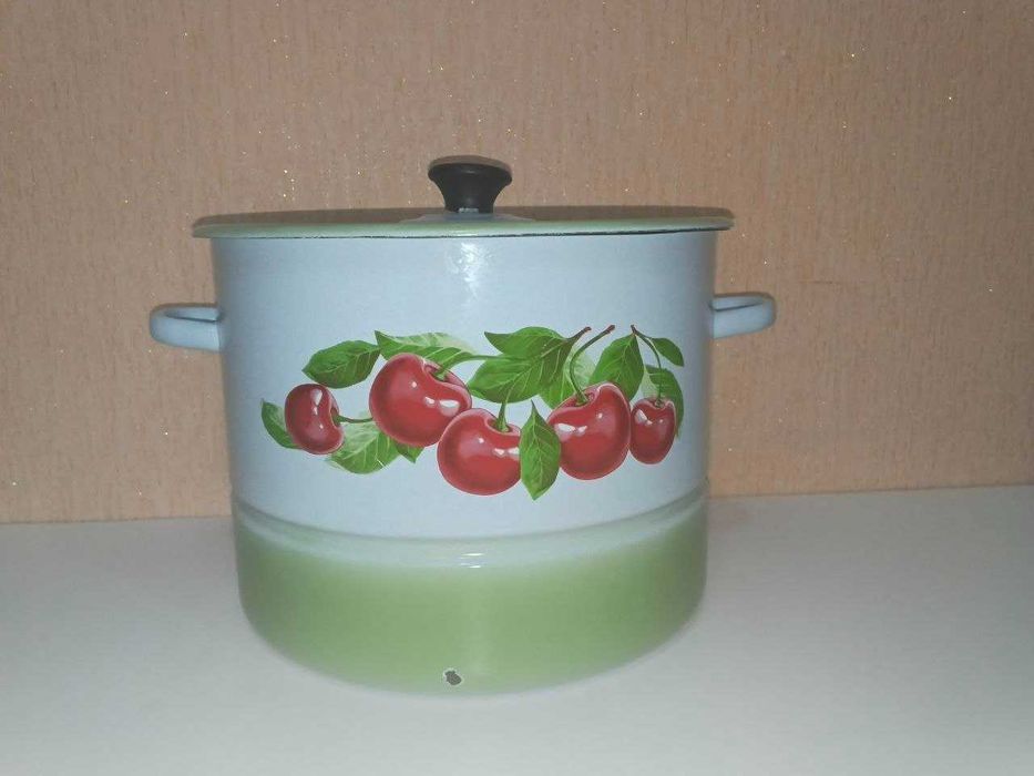 Кастрюля большая 10-12л