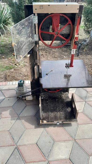 Продам ленточную пилу