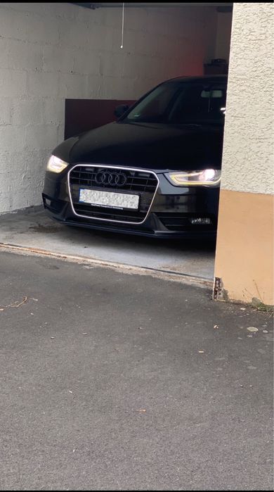 AUDI  A4 3.0  BlackLine