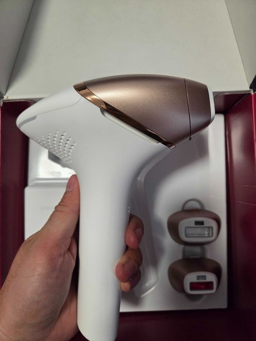 Phillips Lumea 9900 new and perfect WITH WARRANTY