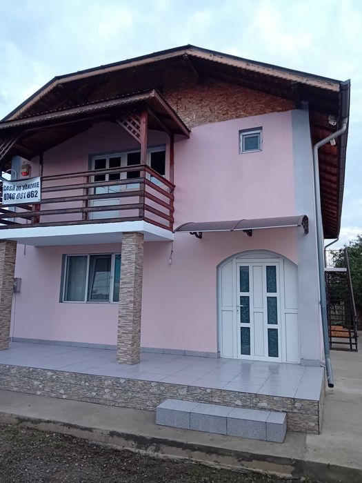 Casa de vanzare parter+mansarda
