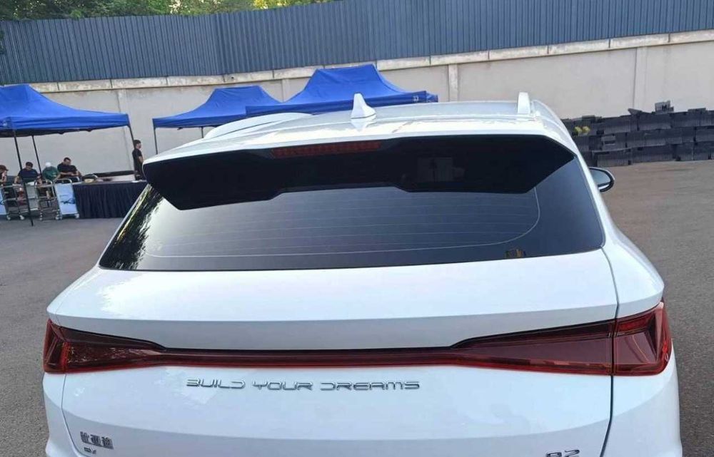 BYD e2 йенгиси оз номизга