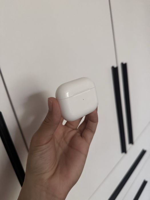 Продаю кейс оригинал, новый