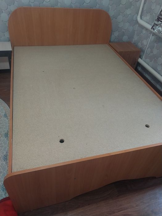 Кровать двуспальная