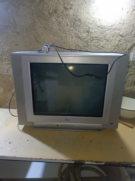 Trlevizor LG sotiladi