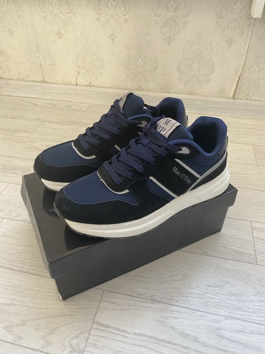 Продается кроссовка  Polo