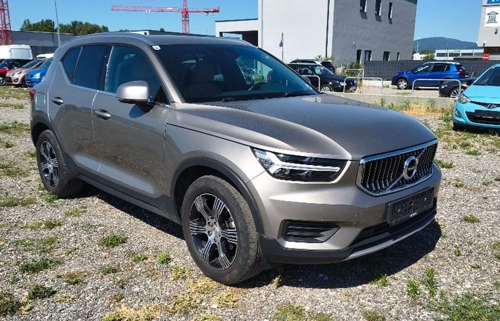 Volvo XC 40 Garanție 12/36 Luni  Inscription  Matrix Distronic Lane Side Cameră
