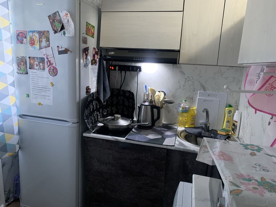 Продам 2х комн на 139 квартале