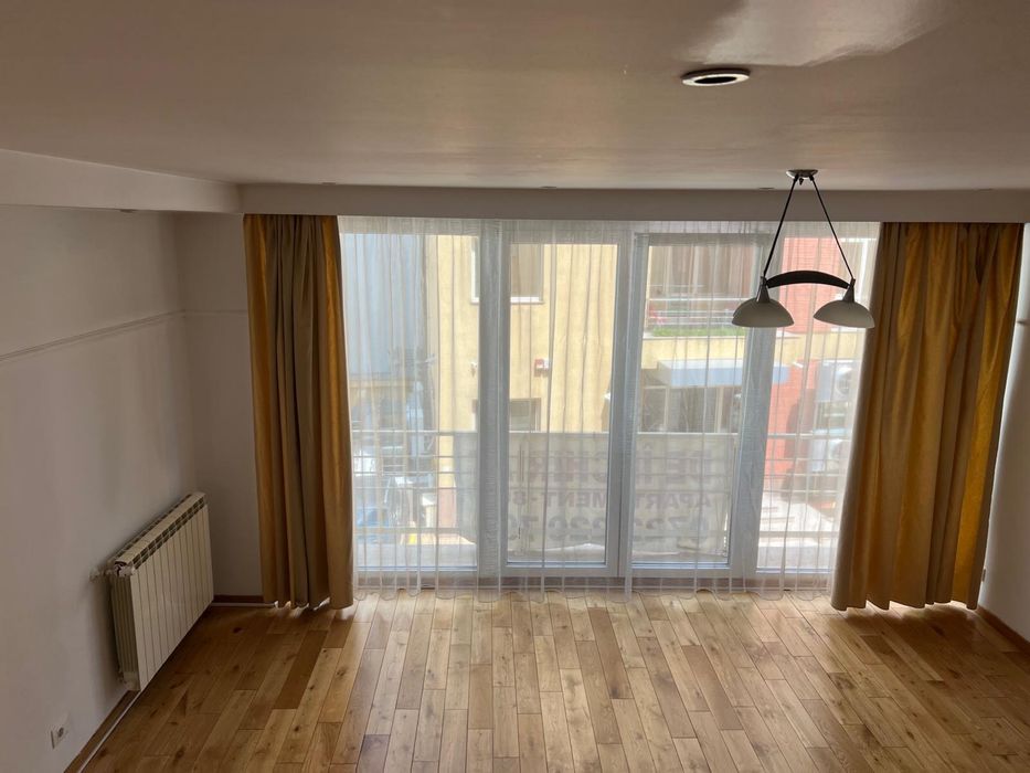 2 Apartamente de inchiriat unul cu 2 si celalalt cu 3 camere duplex in Satul Francez,Sector 1 Bucuresti