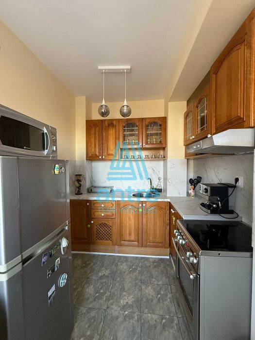 Дава се под наем Двустаен апартамент в София, Младост 2 - 75 кв.м за 598.23 € - Снимка #3