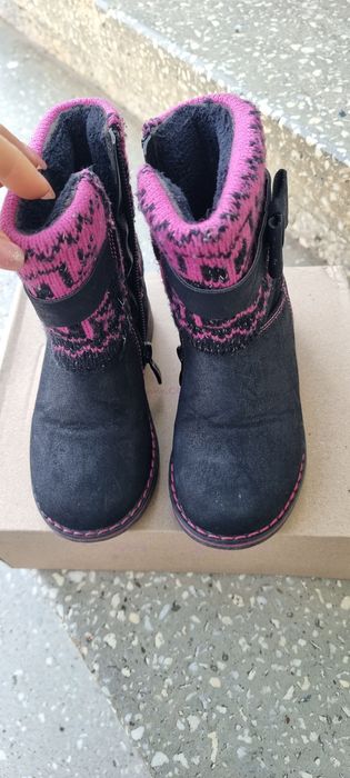 Ghete fete mărimea 26
