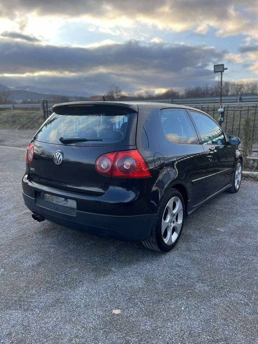 Продавам Голф 5 GTI 2.0 TFSI 200кс бензин на ЧАСТИ, както и други коли