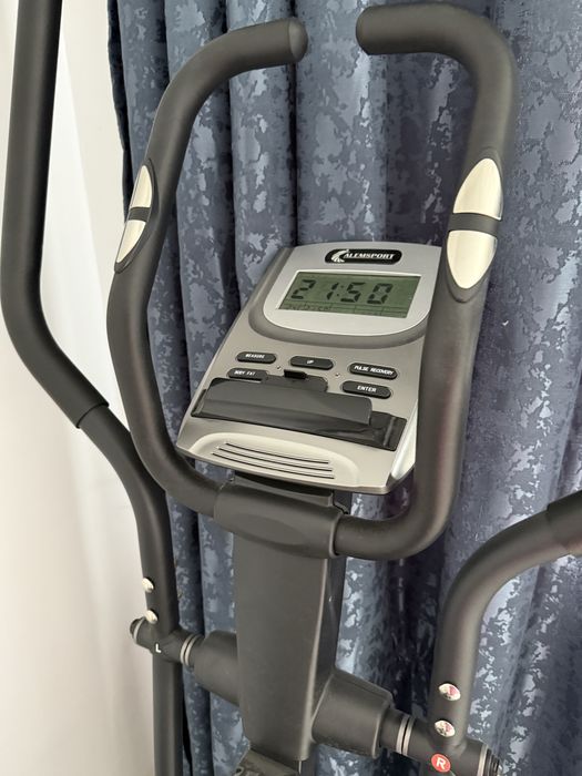 Эллипс тренажер, почти новый