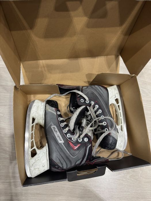 Торг есть Хоккейные коньки Bauer Vapor X30 Размер 35  + коробка
