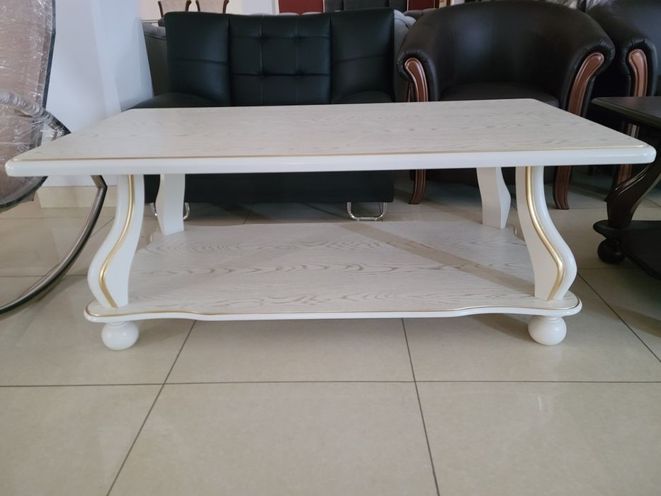 Jurnalni stol 137×75 bòyi 55  MDF YOĜOCH aralashgan sifatli