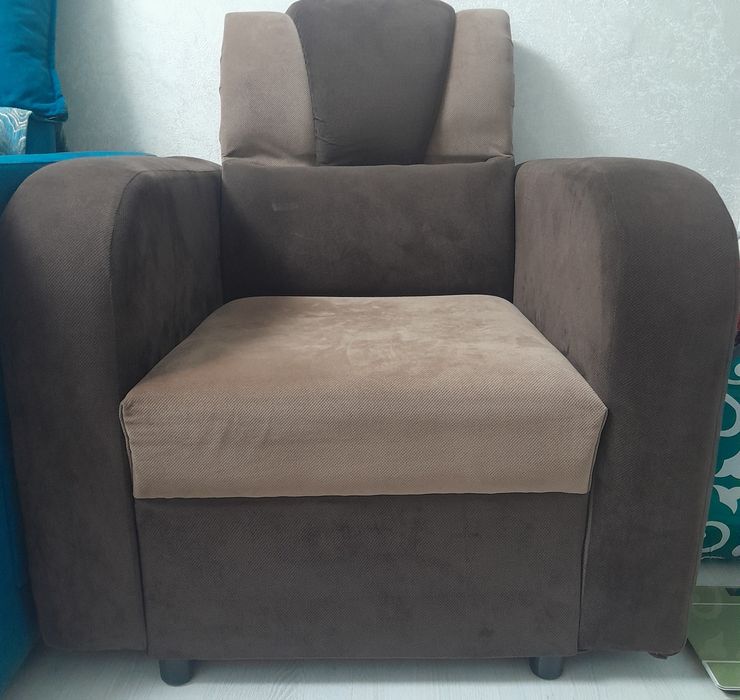 Продаю новый кресло.