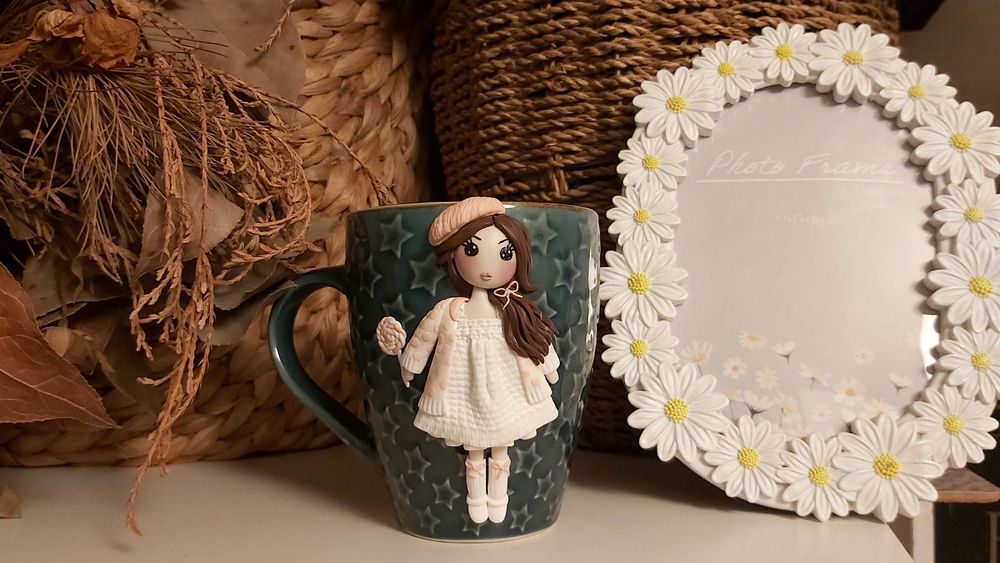 Cadou deosebit pentru fetite, sotie/iubita cana papusa handmade