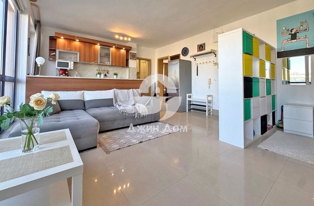 Продава се Двустаен апартамент в к.к. Слънчев бряг - 250 кв.м за 388 €/кв.м - Снимка #1