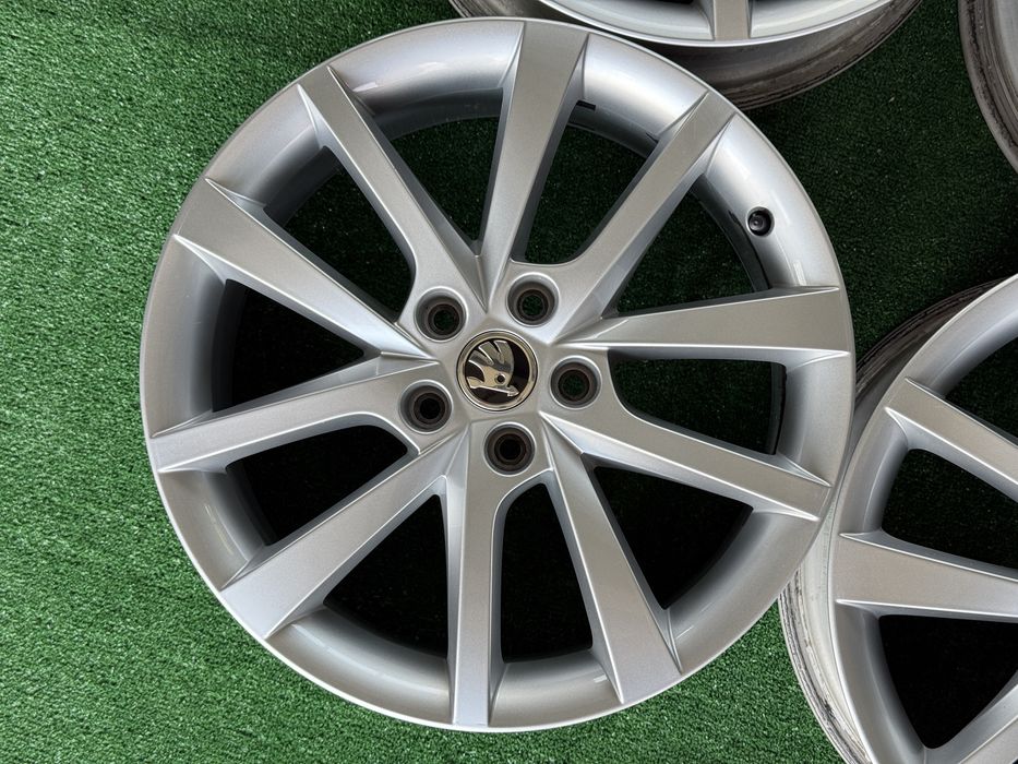 4бр. КАТО НОВИ 18” ОРИГИНАЛНИ Джанти “ELBRUS” 5х112 за -SKODA/AUDI/VW/SEAT/Vag- 7.0Jx18H2, ET43