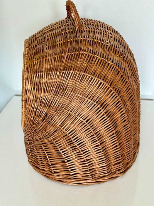 Кош / хралупа / легло за домашни любимци