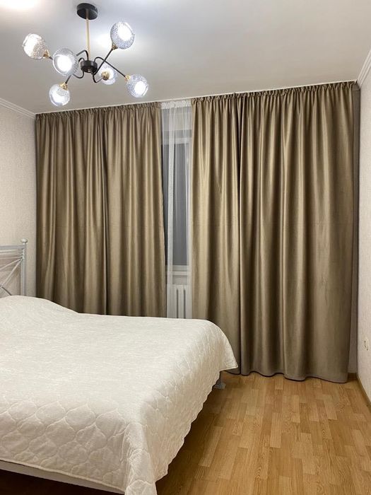 Золотистые шторы со скидкой