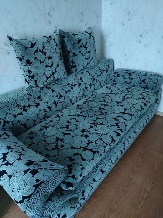 Продам софу в хорошем состоянии