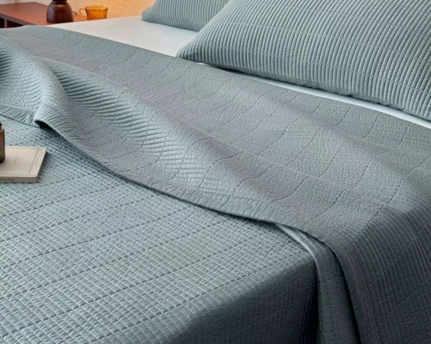 Набор шторы и плед на кровать