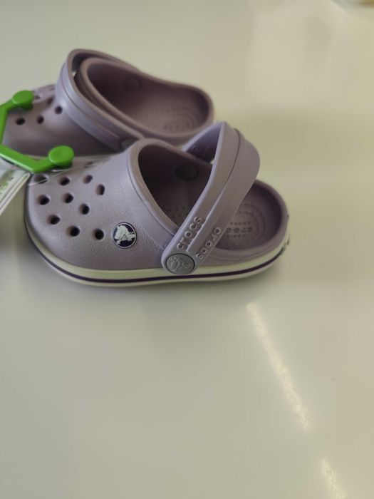 Продам новые детские Crocs