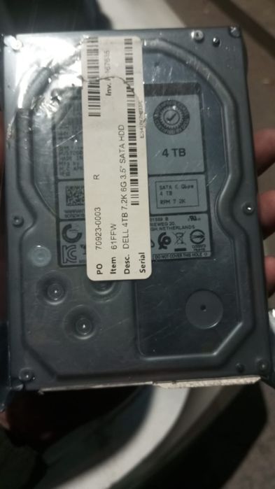 Жесткий диск 4 терабайт