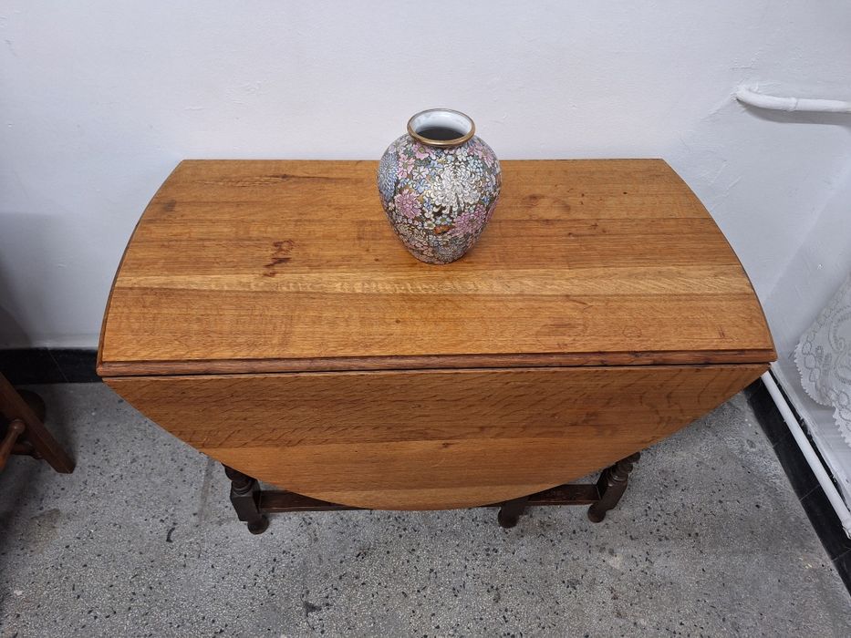 Маса  за трапезария разтегателна