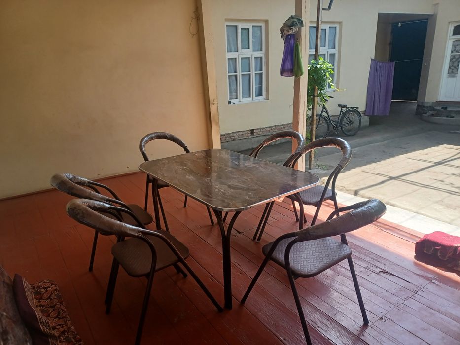 Stol stullar sotiladi 6 kishilik