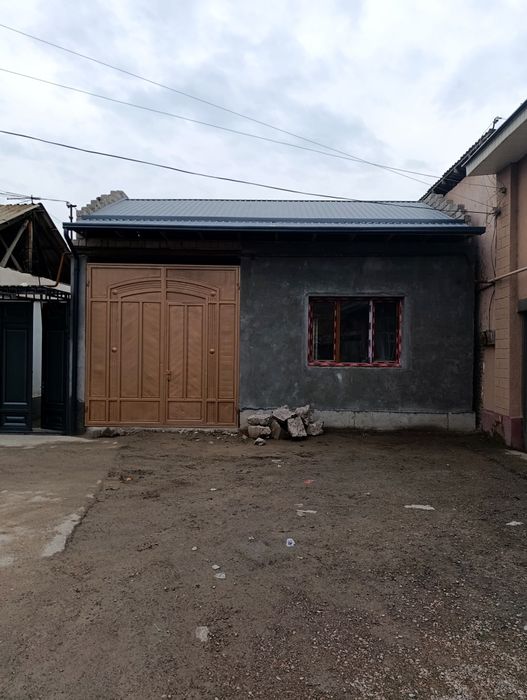 Yangi Uy sotiladi Nurafshon shahrida