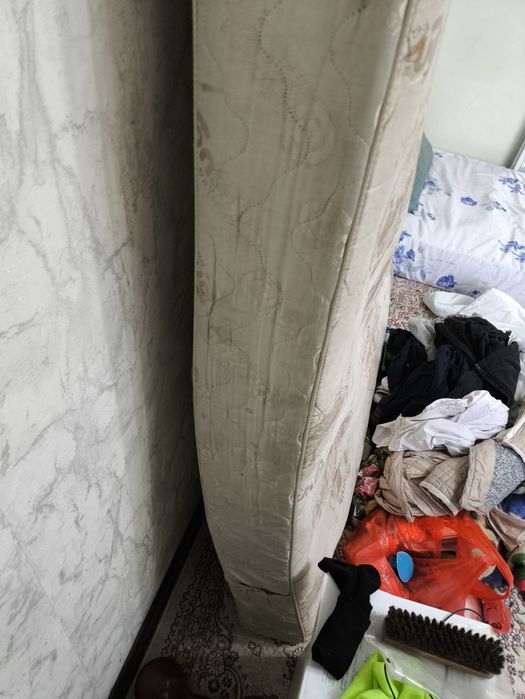 Продам матрас срочно