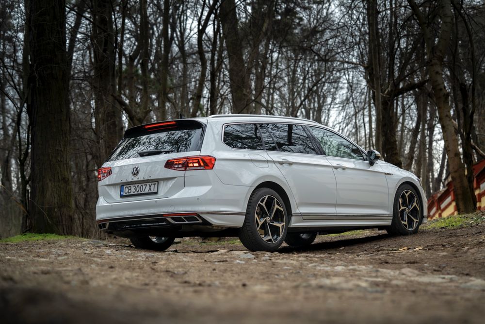 VW Passat B8.5 2.0 TSI R-Line