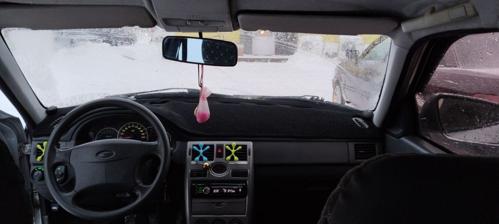 Приора 2012 года