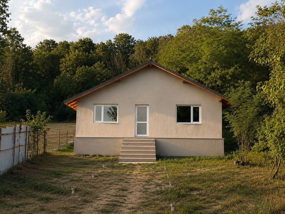 Casa de vânzare în Bâlteni,Gorj