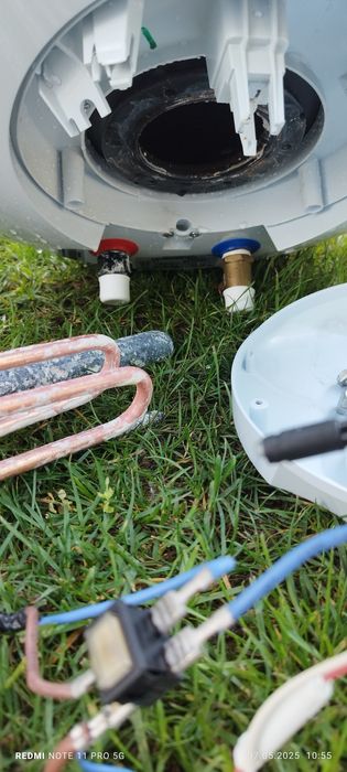 Вертикален бойлер TESY 100 л.