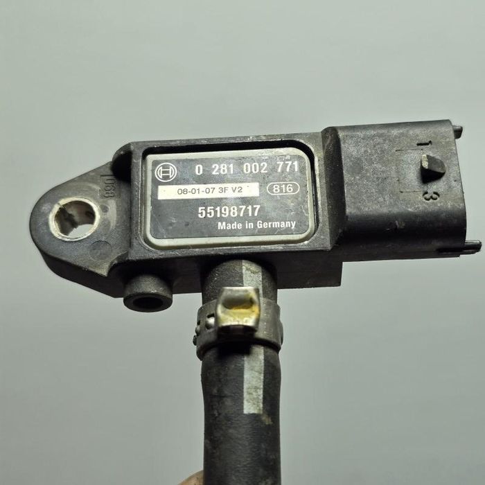 Senzor presiune gaze galerie evacuare Opel Zafira B Facelift 1.9CDTI 1